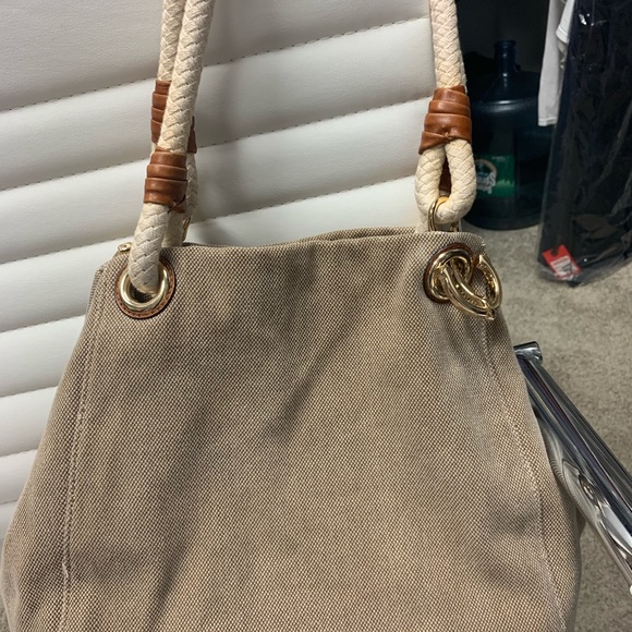 Michael Kors Bag - Picture 2 of 6